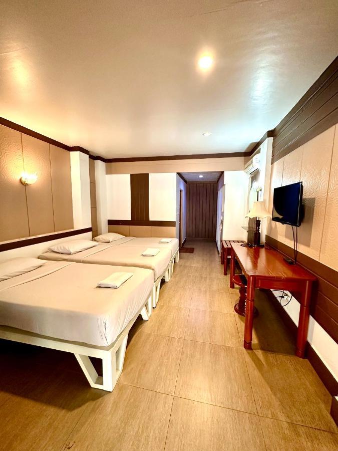 Bansuan Resort Nakhon Sawan Exterior photo